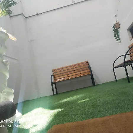 Aurisa バーリ